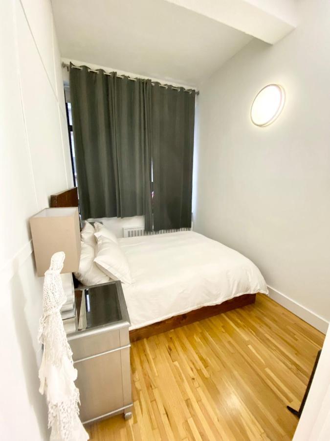Luxury Next To Times Square * New York