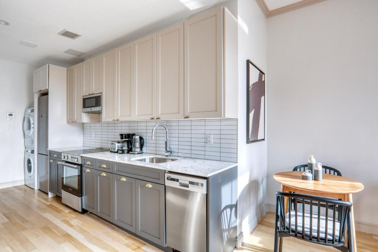 East Village 2br W Wd Gym Elevator Nr Cafes Nyc-1044 Căn hộ