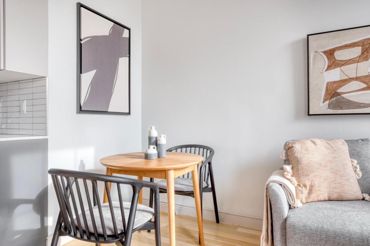 East Village 2br W Wd Gym Elevator Nr Cafes Nyc-1044 Căn hộ