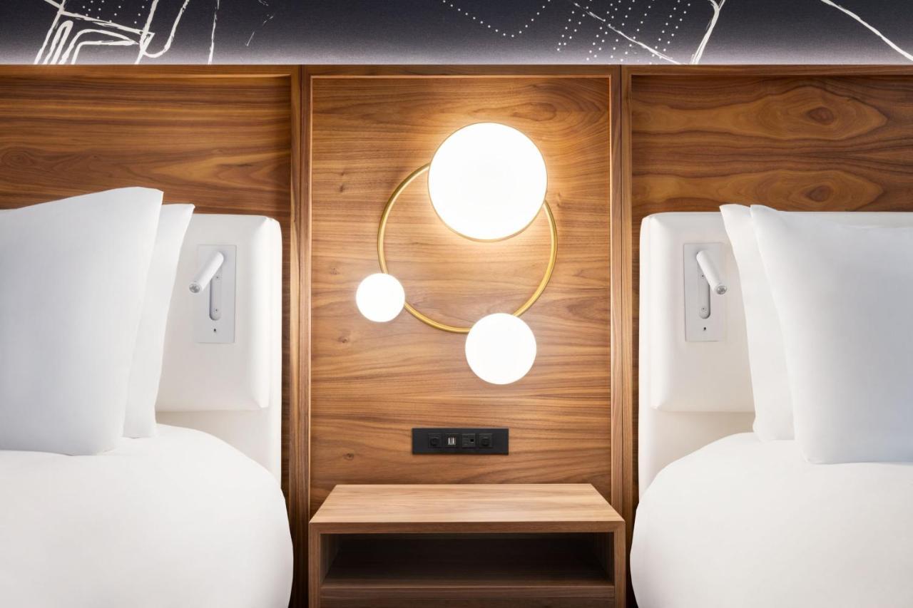Le Meridien New York, Fifth Avenue Khách sạn 4*
