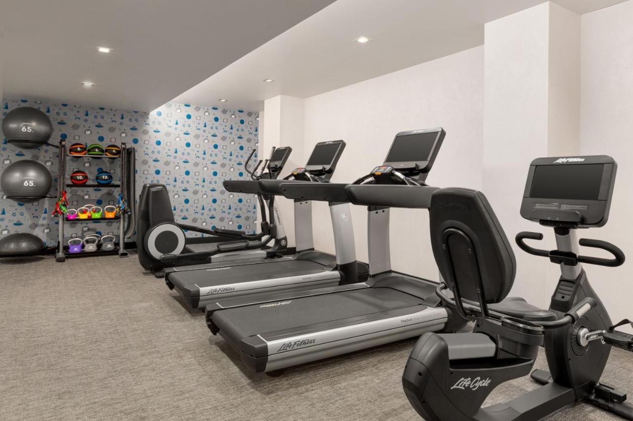 Le Meridien New York, Fifth Avenue Khách sạn
