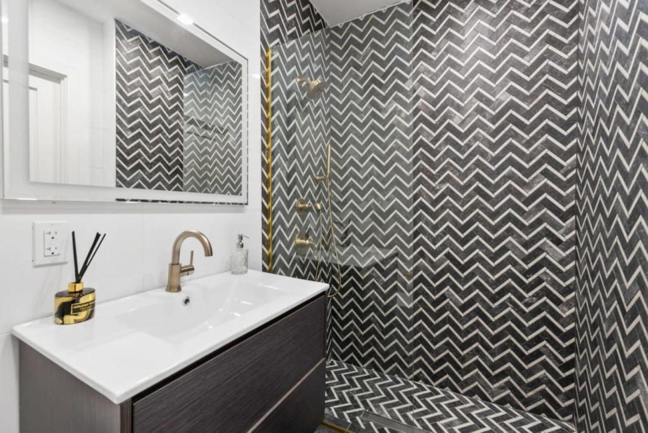 Khách sạn Top Notch 2 Bedroom Minutes From Central Park