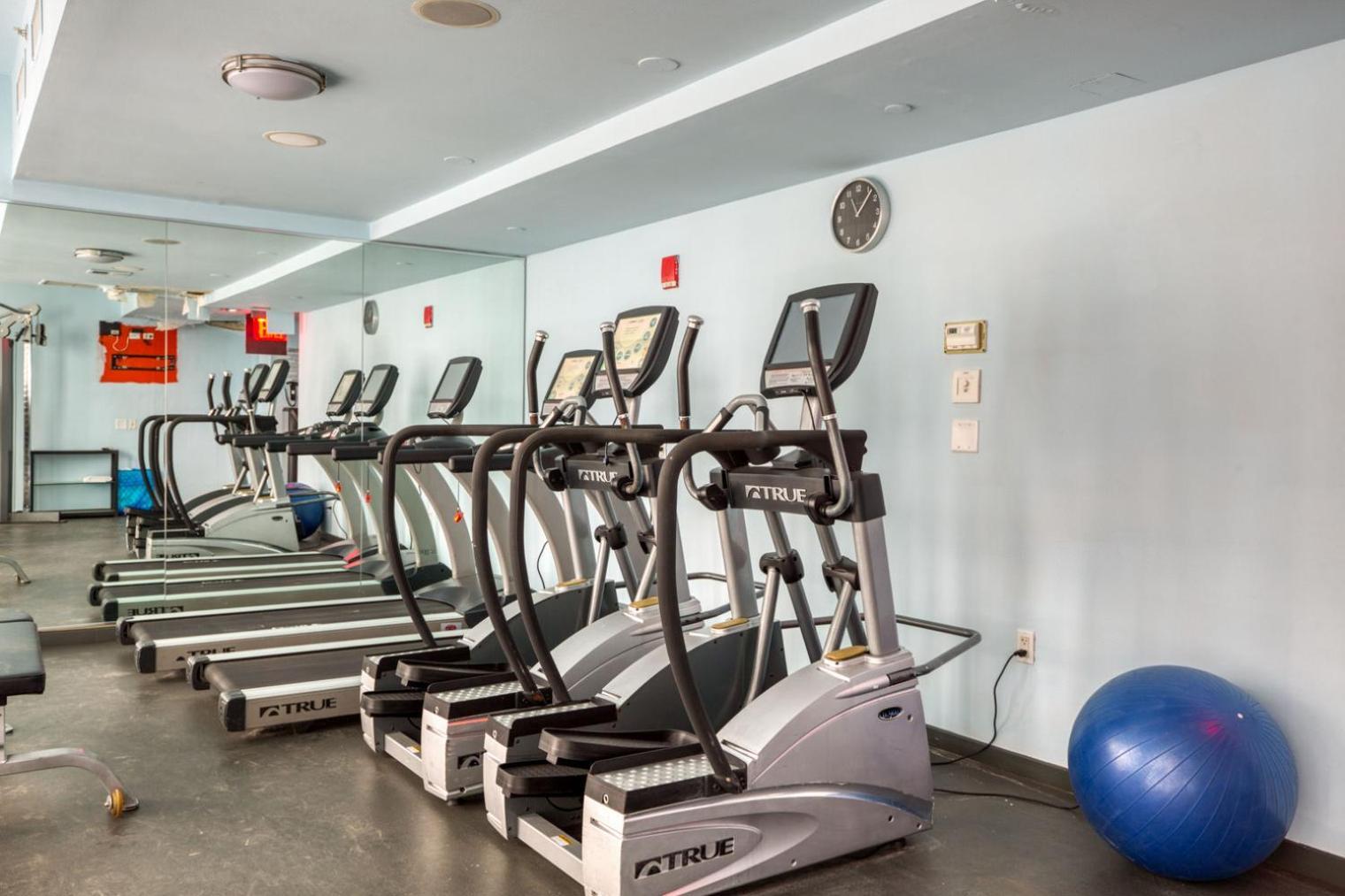 Blueground Midtown Gym Wd Ac Nr Rock Ctr Nyc-1536 Căn hộ
