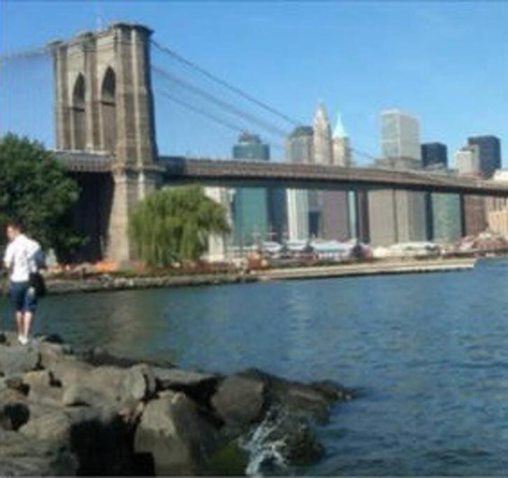 Apartment Beautiful Bright Renovated 2br With A Balcony- Sleeps 5 *