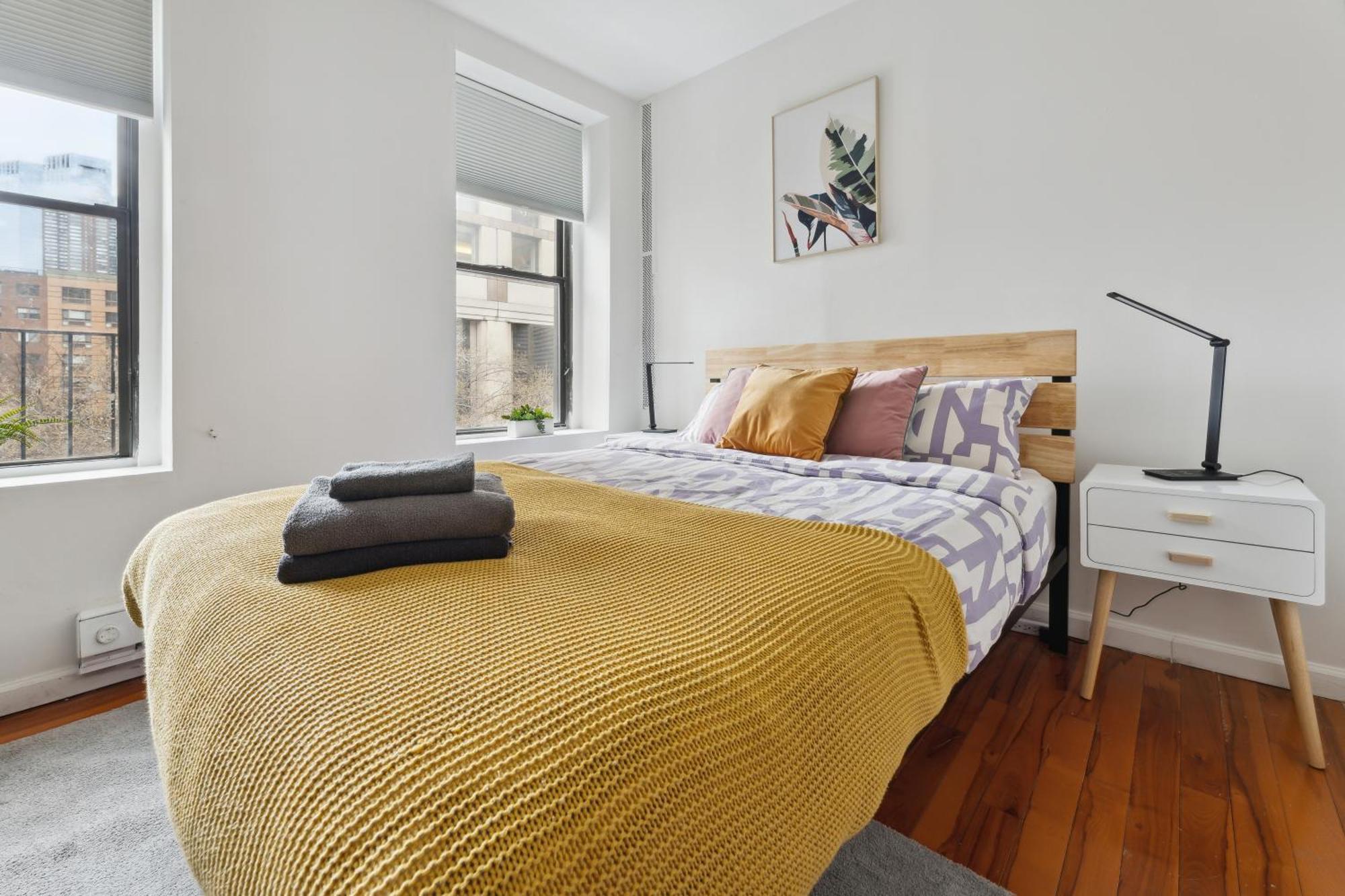 Manhattan 2 Bd Time Square Unit Căn hộ