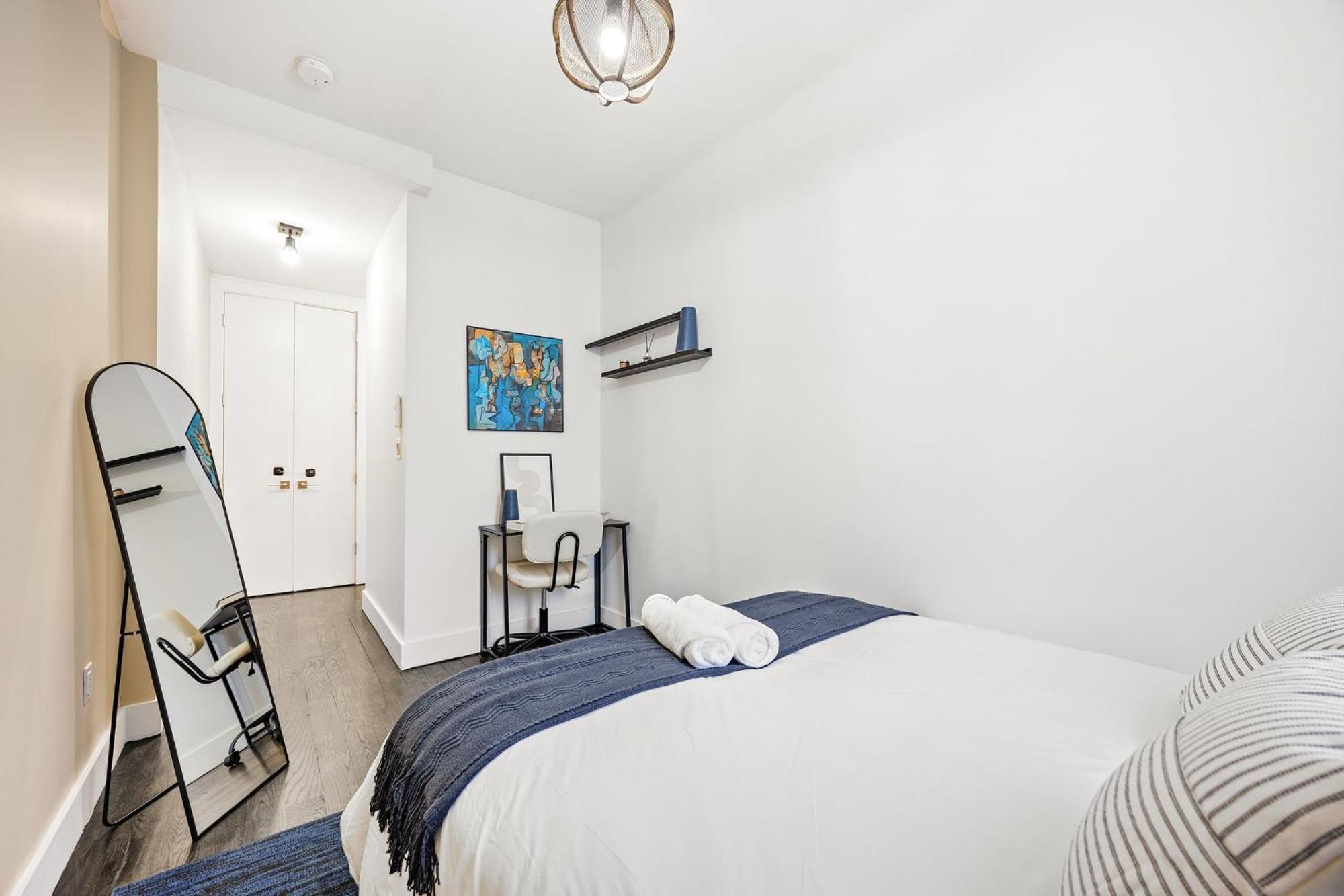 Mid-century 5br And 5 Baths W Ps5 & Laundry *