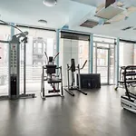 Midtown 1Br W Doorman Gym Wd Nr Rock Center Nyc-1127