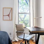 Midtown West 2Br W Wd Wine Fridge Nr 1 Train Nyc-909