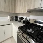 Luxury 2Bdr Midtown East Apt