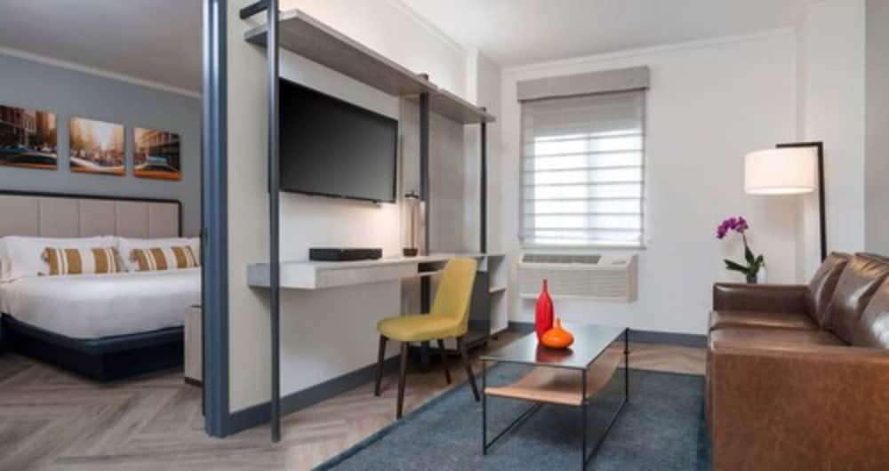 Citadines Connect Fifth Avenue Khách sạn