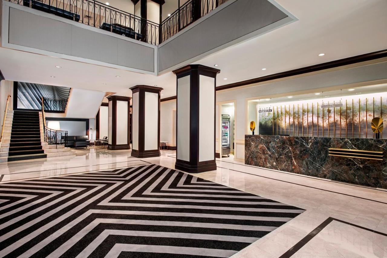 Khách sạn Marriott Downtown