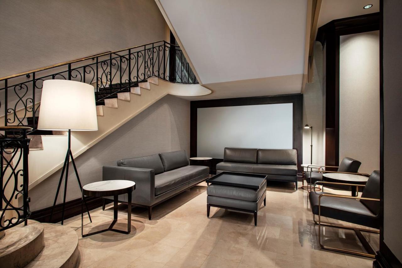 Khách sạn Marriott Downtown 4*