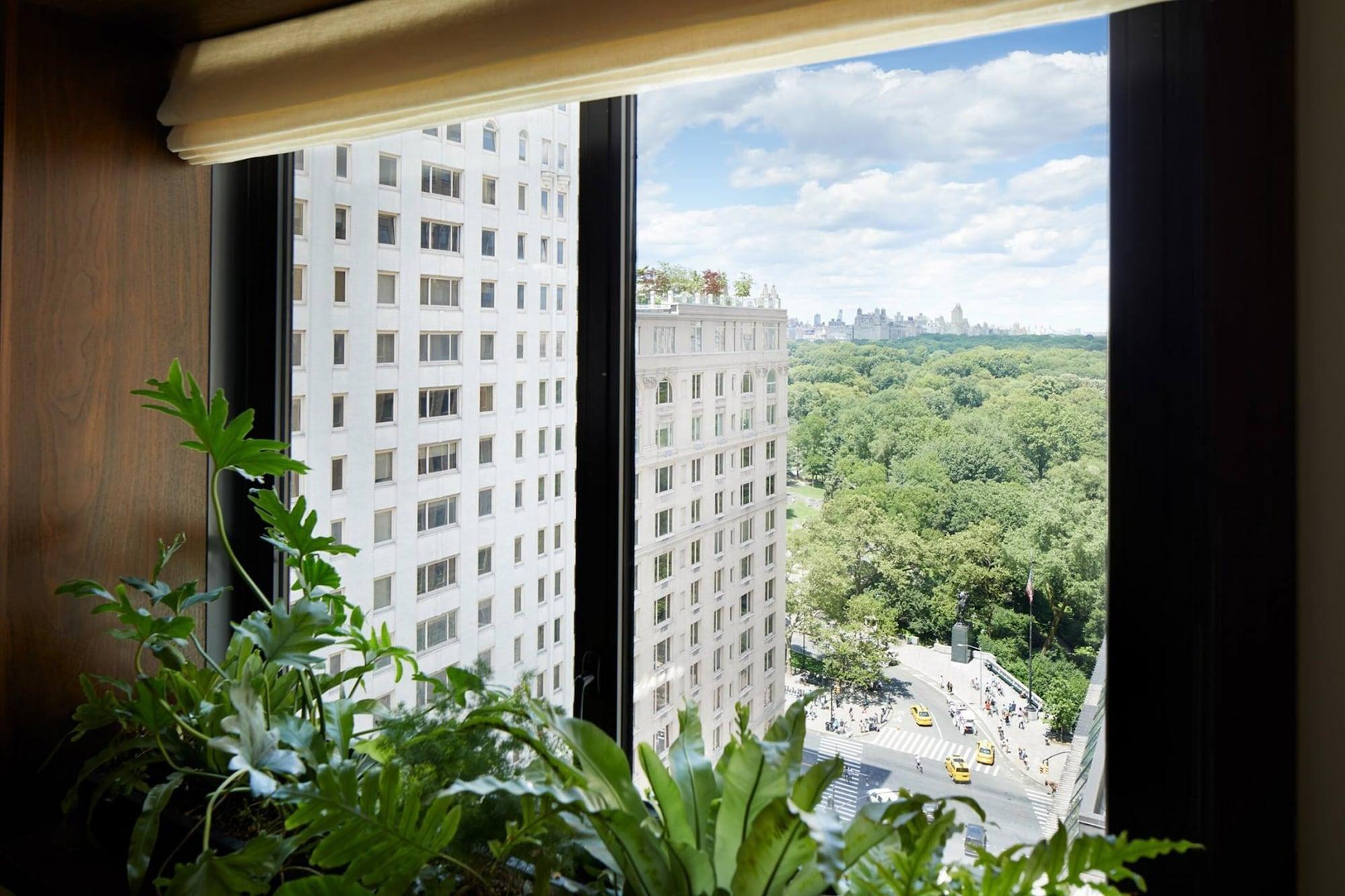 1 Park Khách sạn 5*