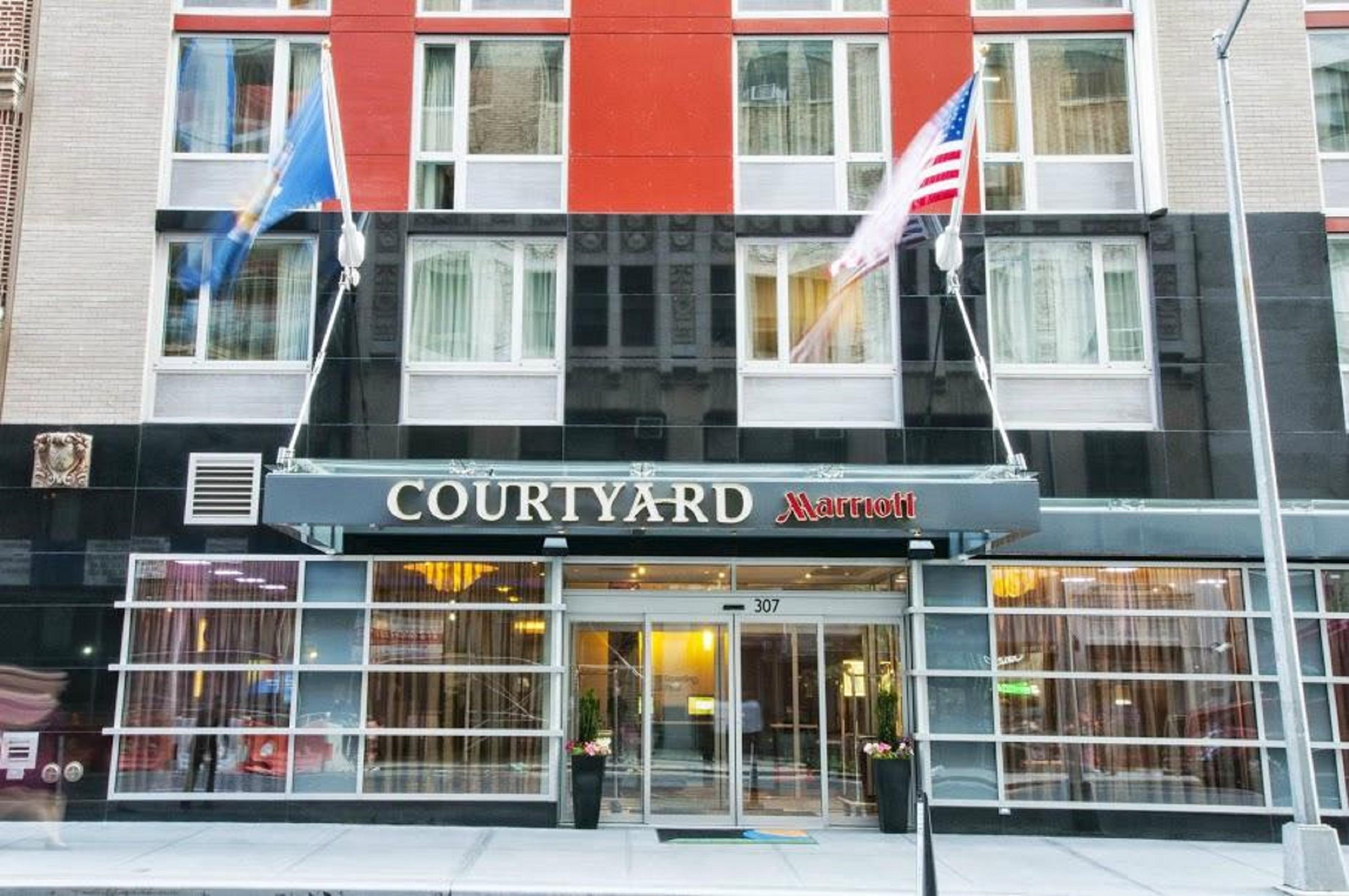 Khách sạn Courtyard By Marriott Times Square West