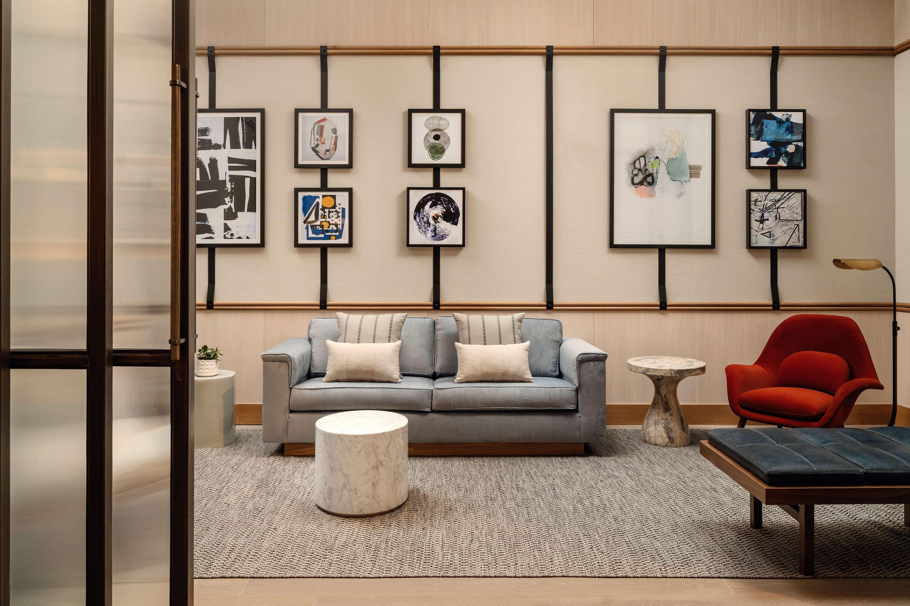 Khách sạn Arlo Midtown 4*