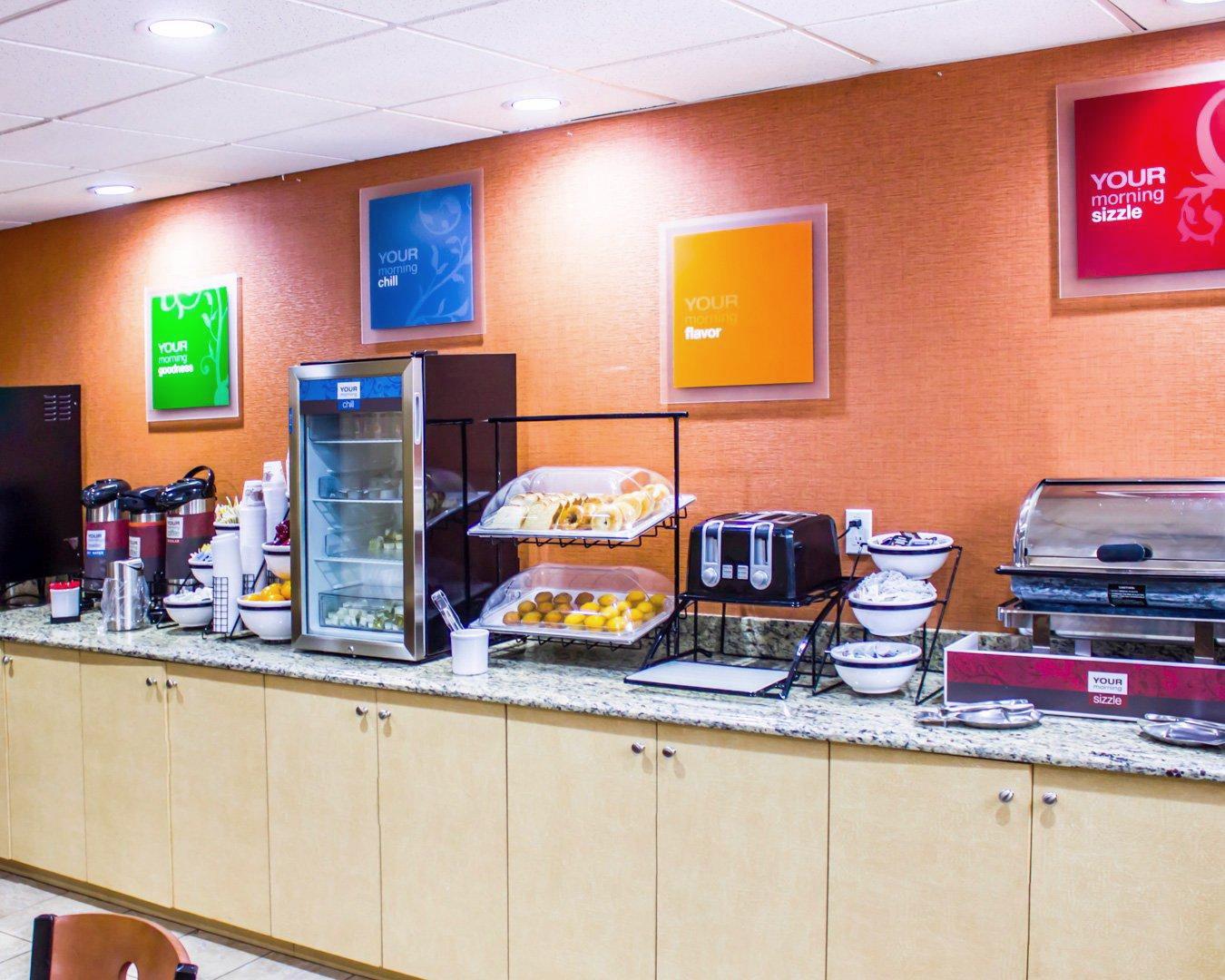 Khách sạn Travelodge By Wyndham Queens