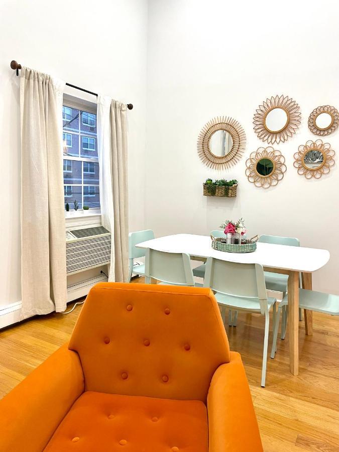 Apartment Modern With Parking & Quick Ride To Manhattan *