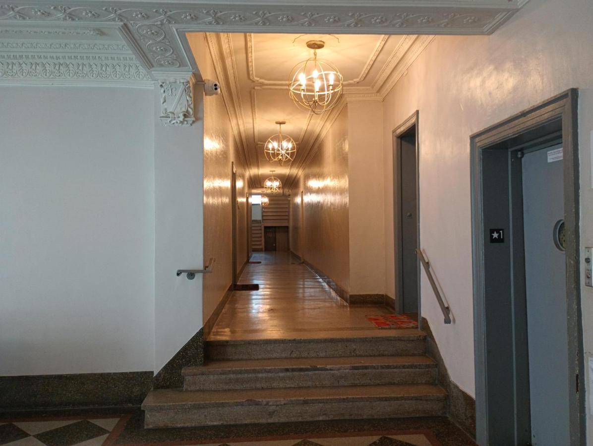 Ở trọ Quiet Crib New York