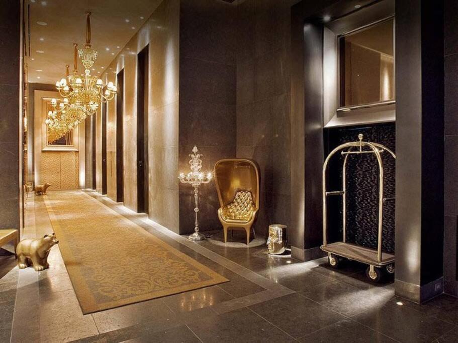 Căn hộ Wall Street Suites By Orchard Group *
