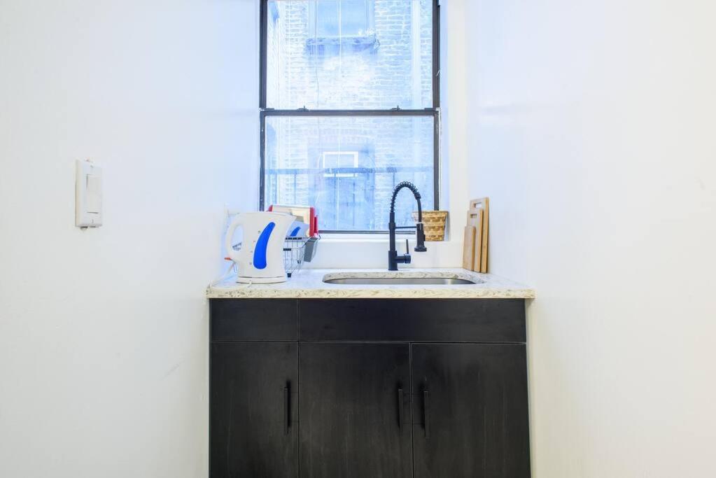Apartamento 454-3w Prime Location 2br Newly Furnished Sleeps 5 Nova York