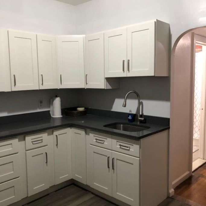 Private In Townhouse W Shared Baths Qn Bed 1-3ppl Căn hộ *