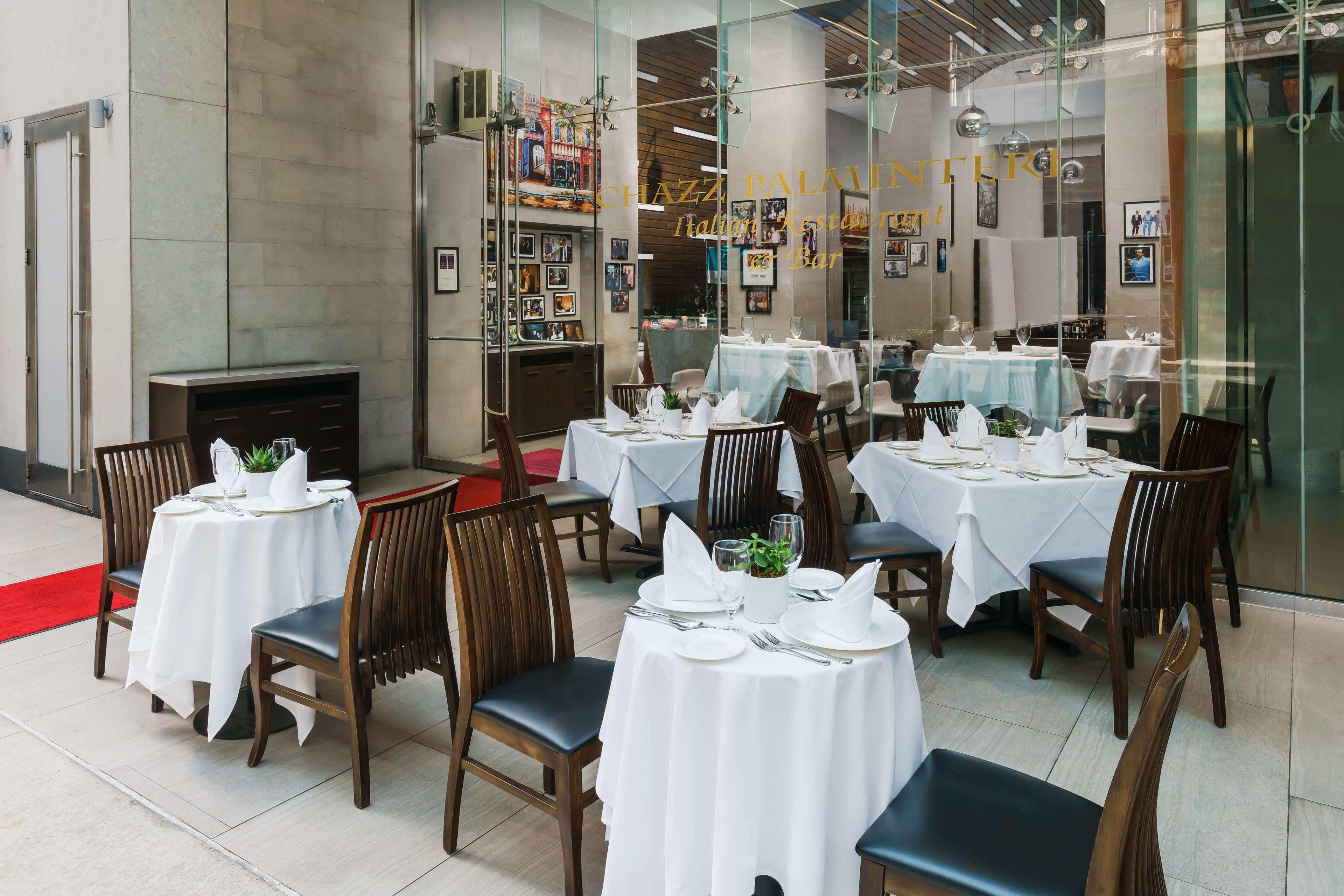 Hilton Garden Times Square North Khách sạn