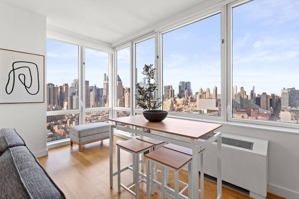 Apartment 1 Bd Luxury With Stunning Views