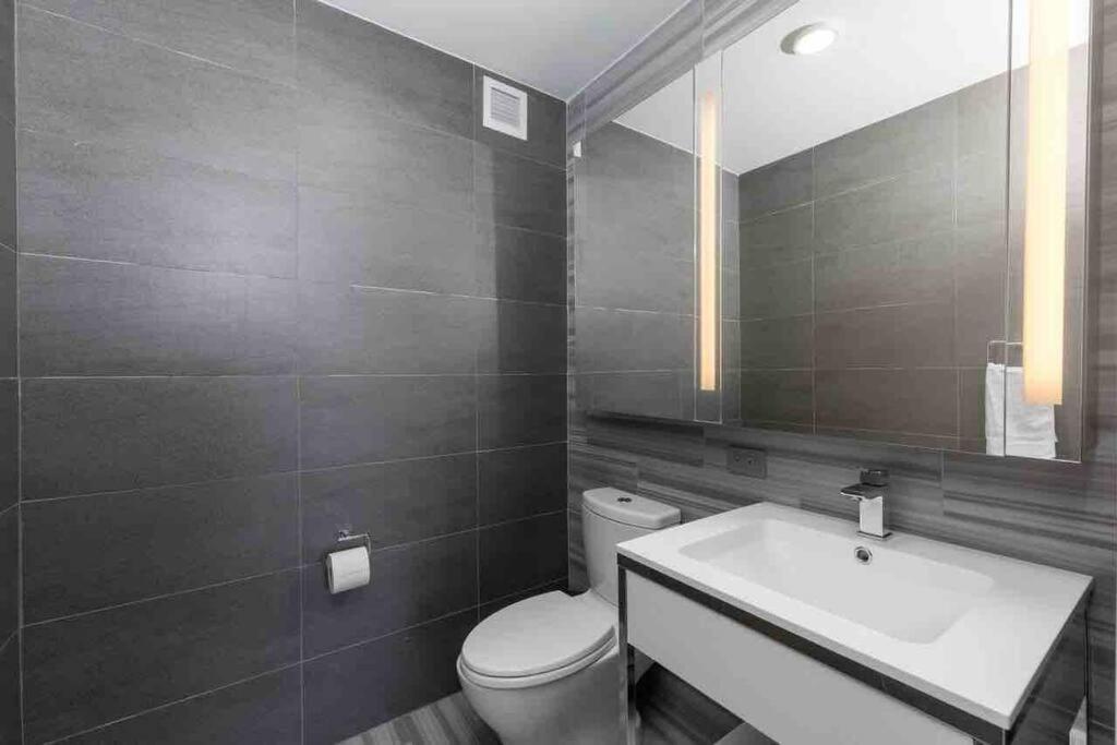 Apartment 1 Bd Luxury With Stunning Views