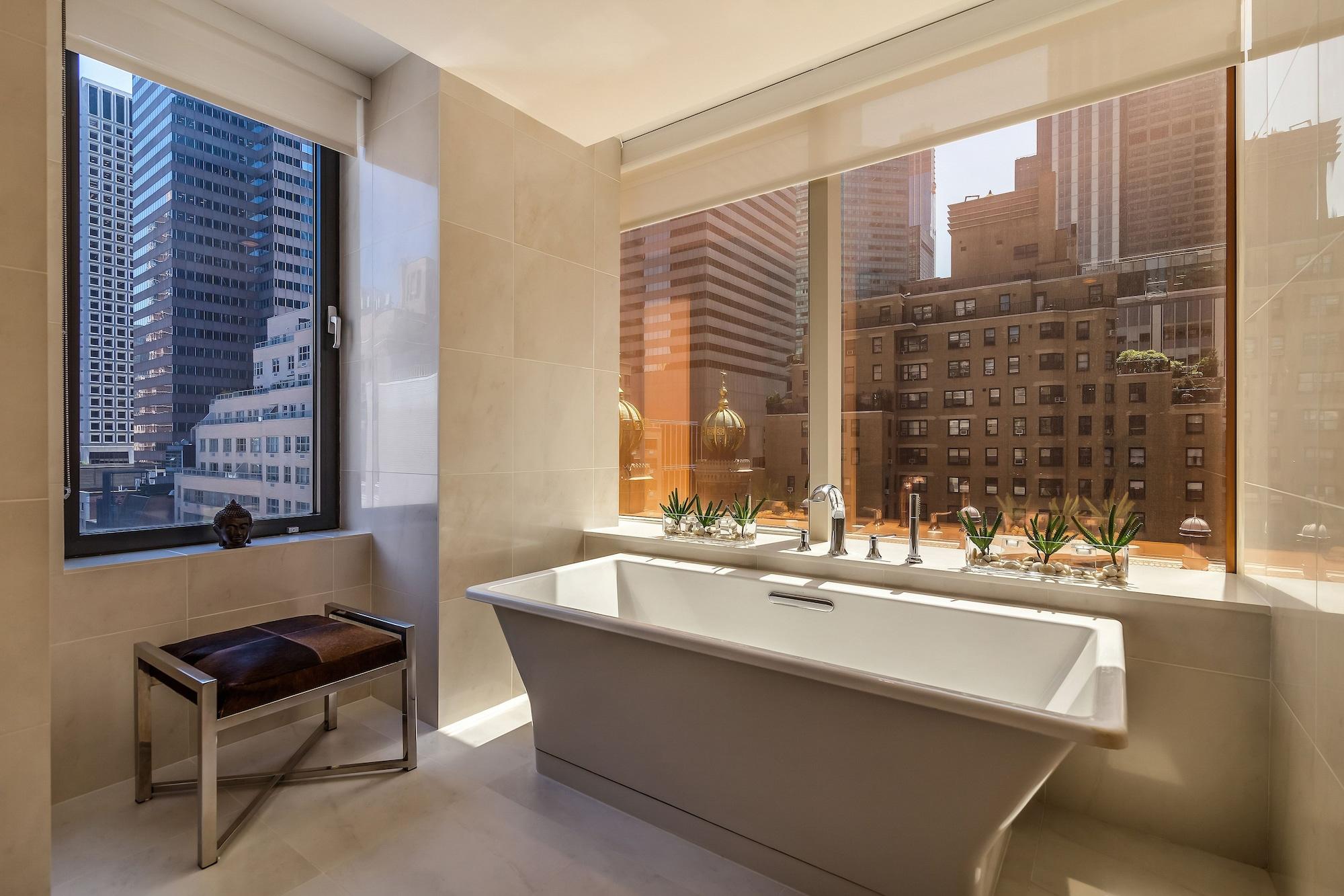 Khách sạn Concorde 4*