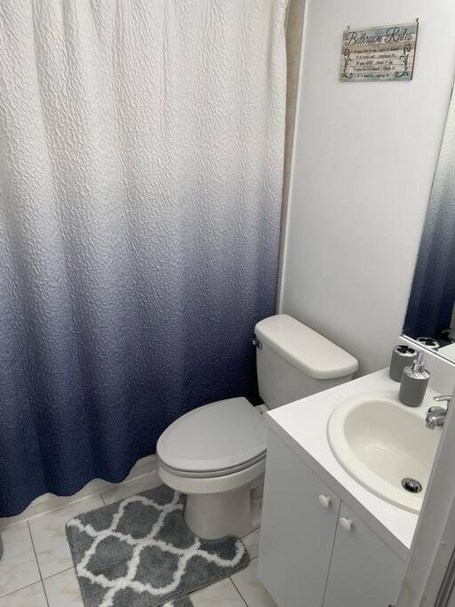 Căn hộ Modern One Bedroom New York