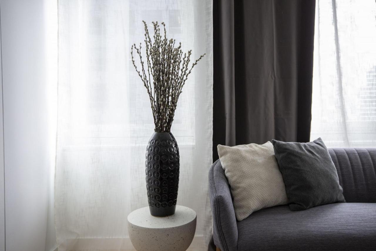 Beautiful 2bd Near Times Square Căn hộ *