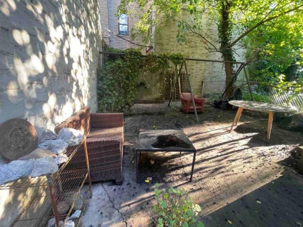 Spacious Bedroom For 4 In Shared Townhouse+garden Hospedagem domiciliar