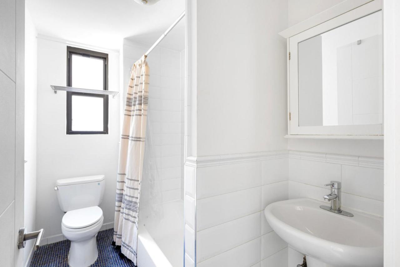 Căn hộ Midtown 2br W Roofdeck Doorman Nr Park Nyc-1247 *