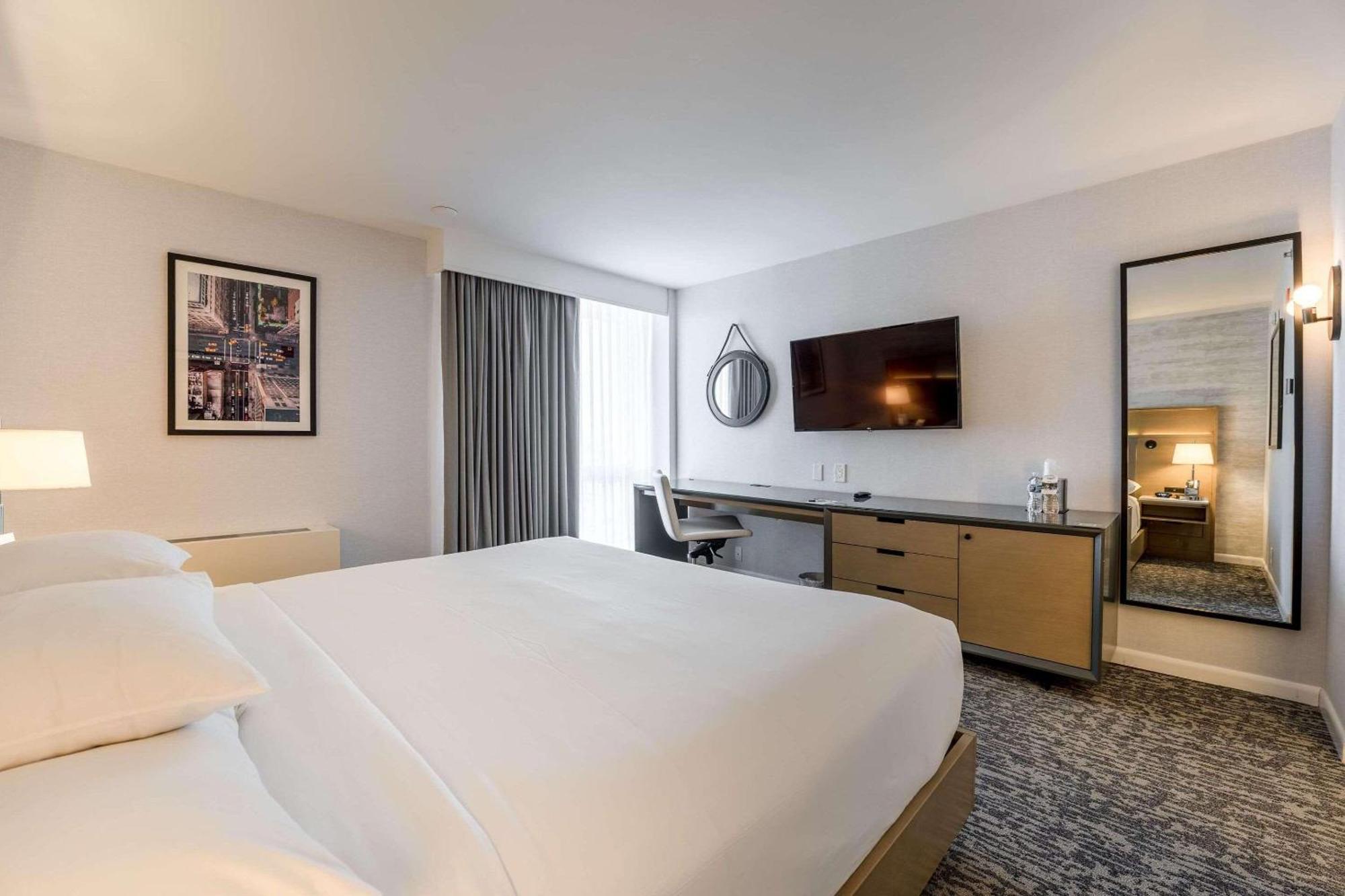 Doubletree By Hilton Jfk Airport Khách sạn 3*