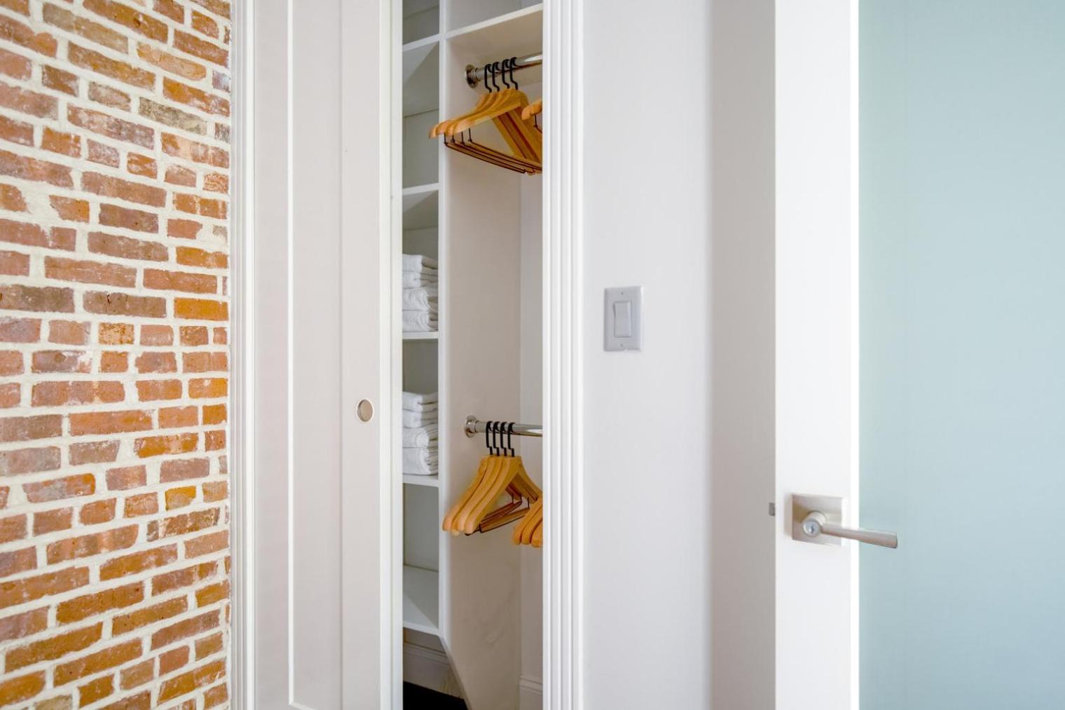 Midtown West 2br W Wd Wine Fridge Nr 1 Train Nyc-909 Nova York