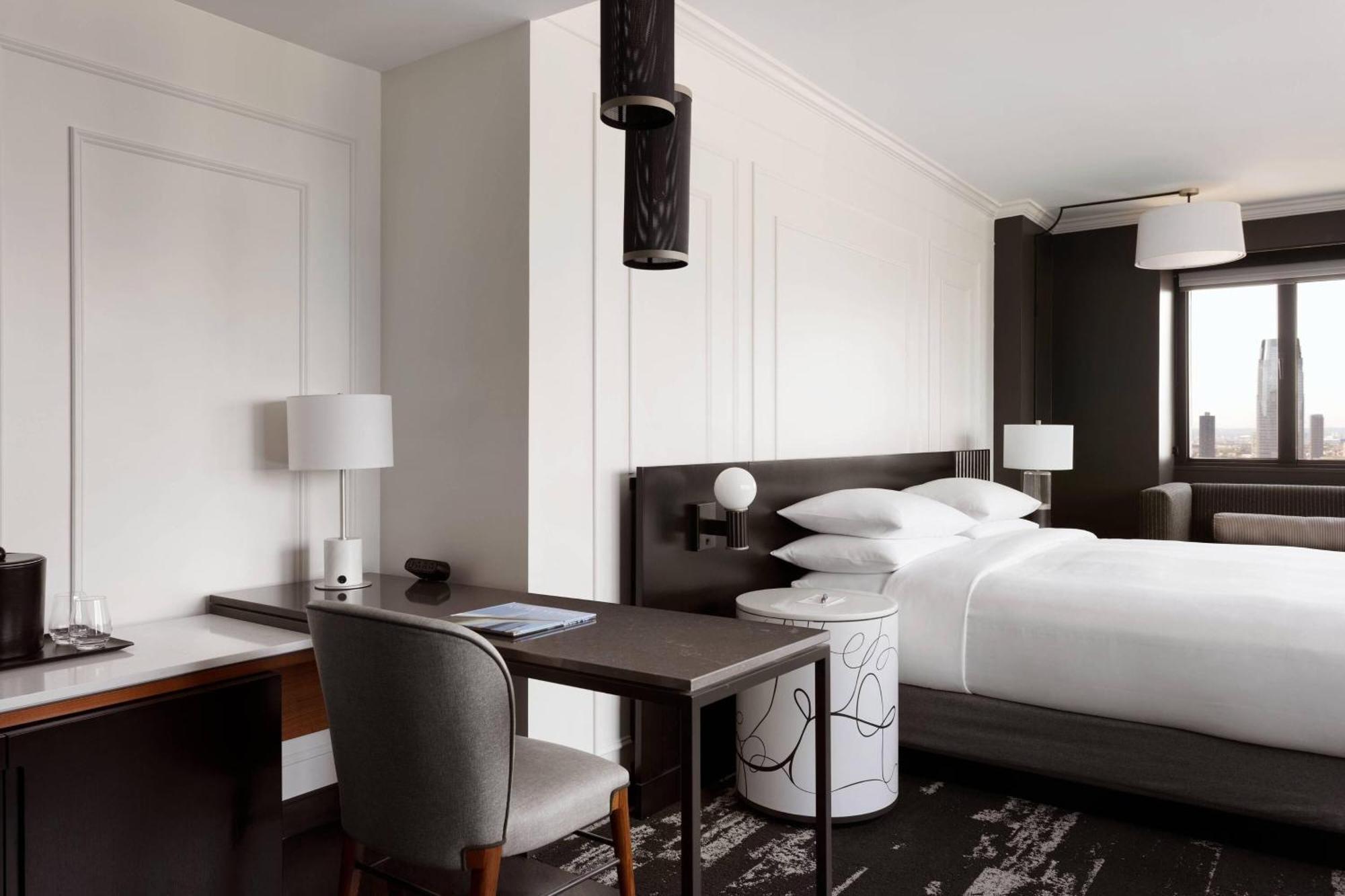 Marriott Downtown Khách sạn