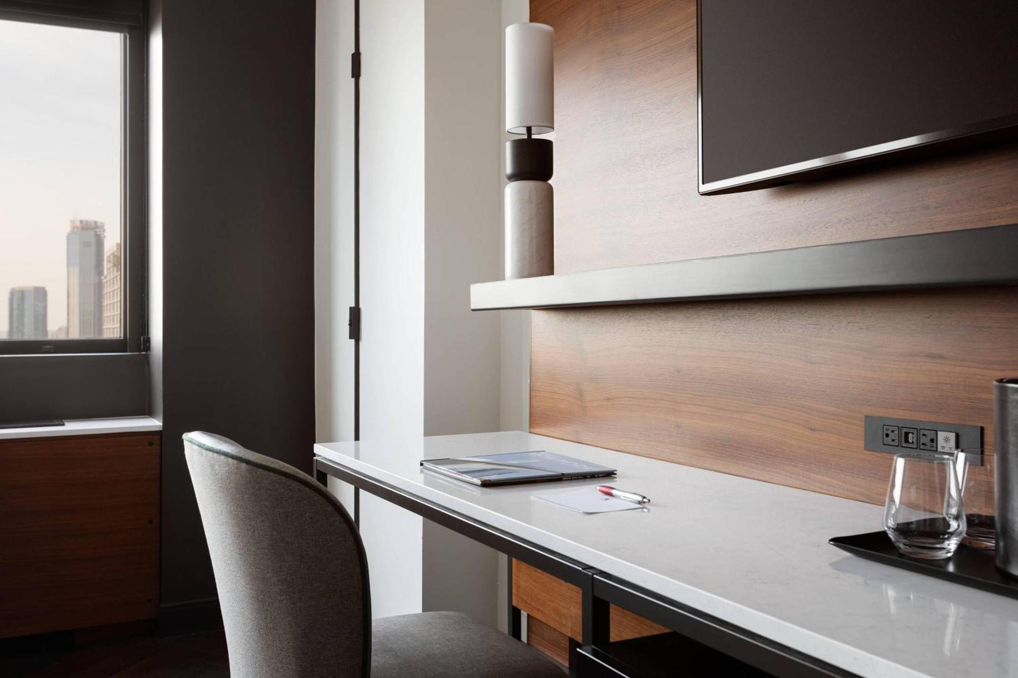 Marriott Downtown Khách sạn