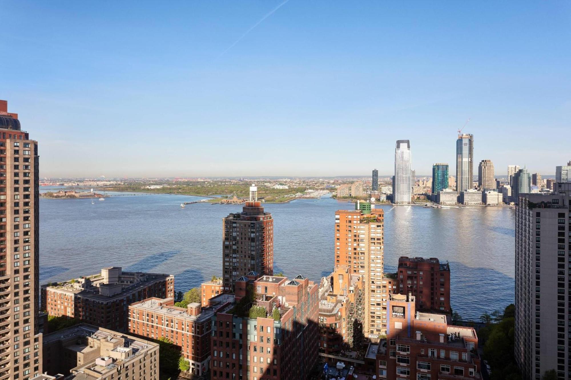 Khách sạn Marriott Downtown 4*