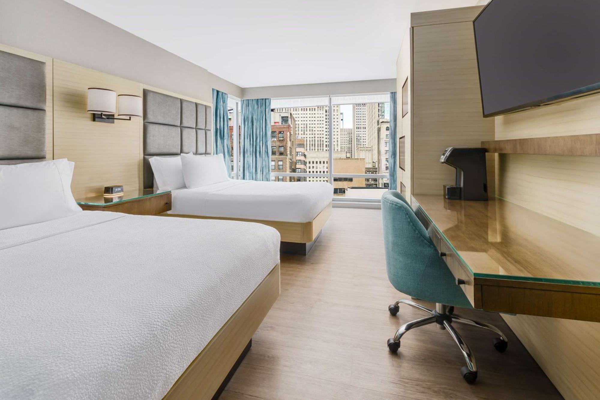 Khách sạn Hilton Garden Times Square North New York
