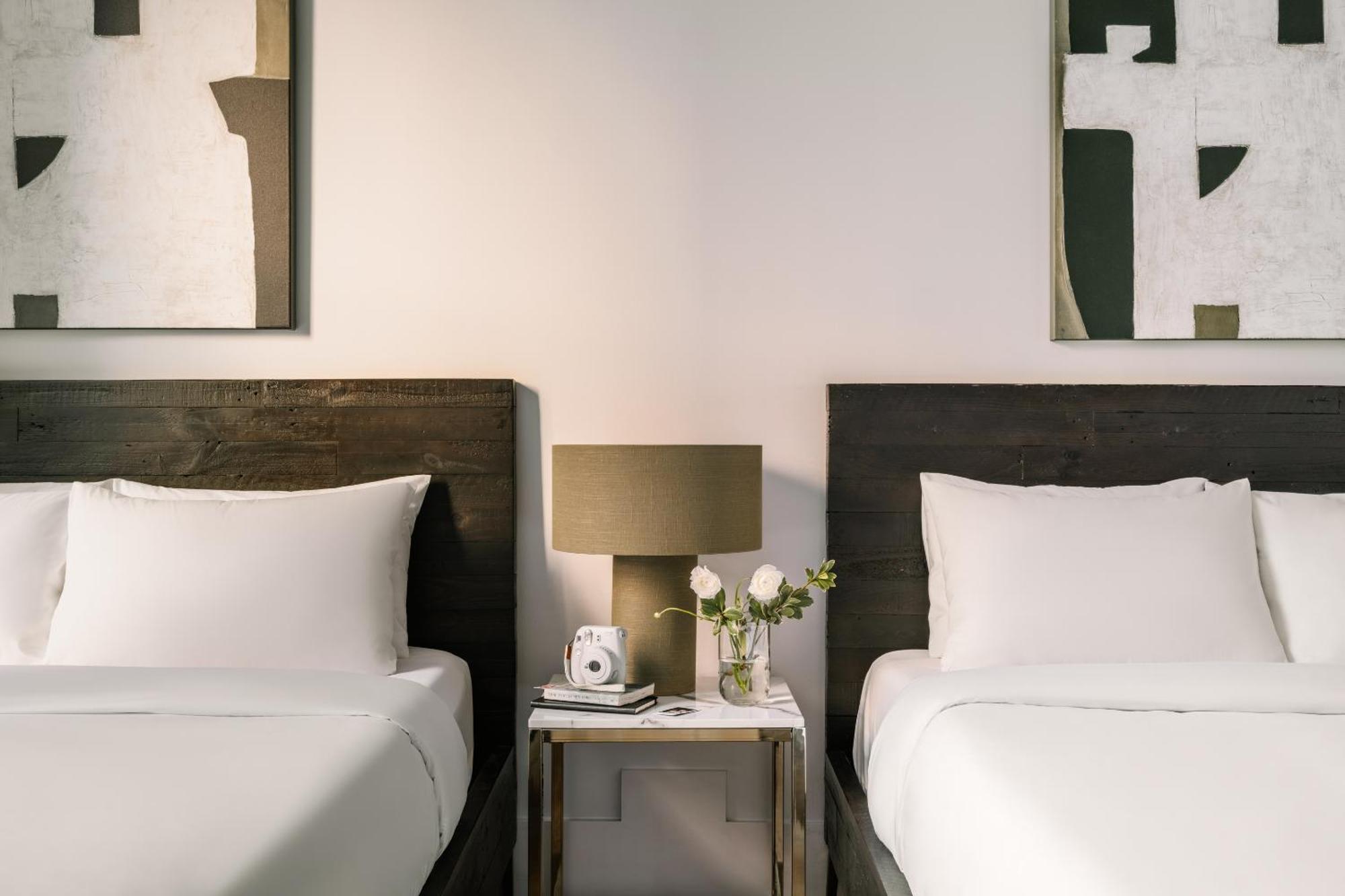 Khách sạn Sonder Duane Street 4*