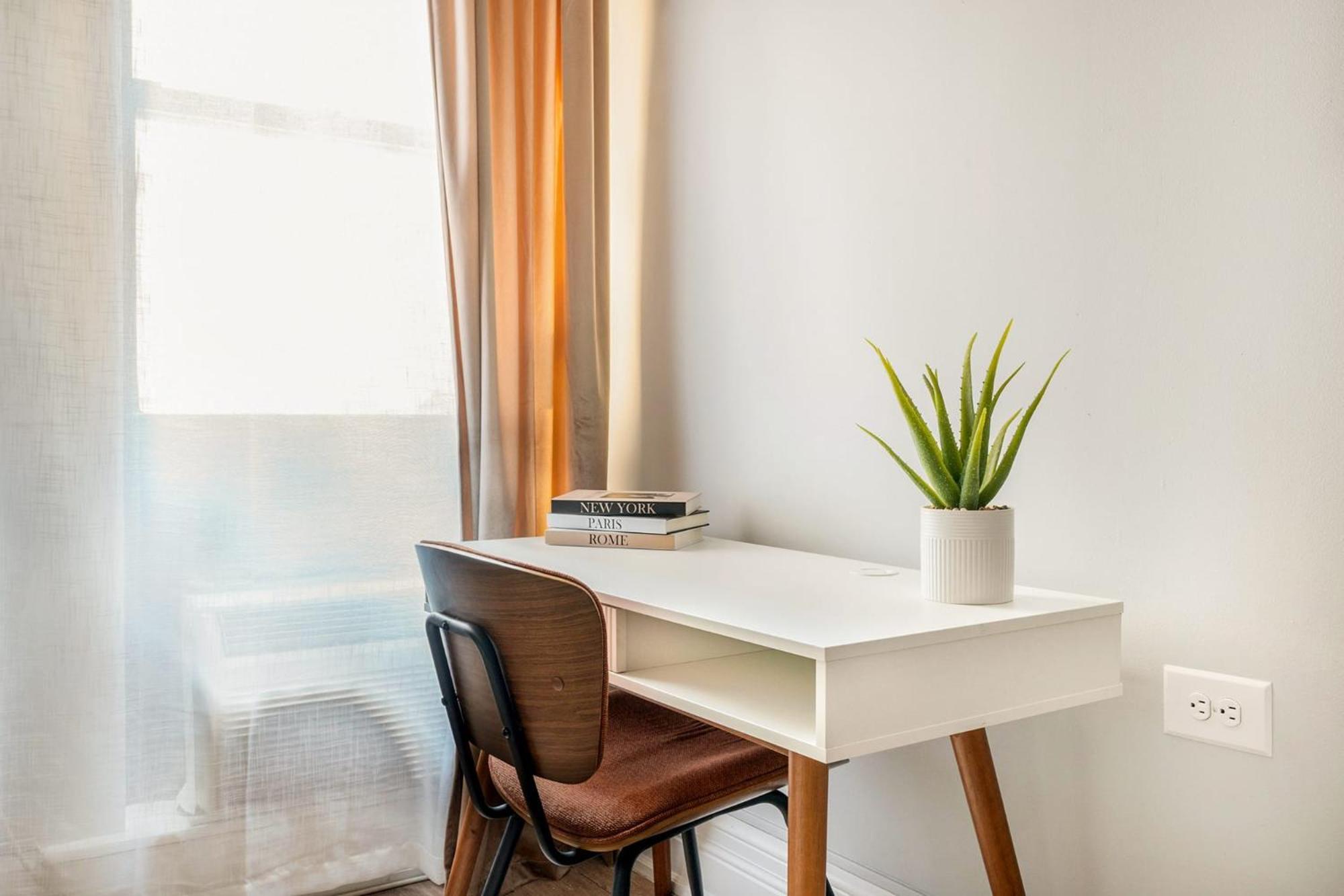 Apartamento 73-410 Luxury 24 Dm New Uws Gym Laundry *