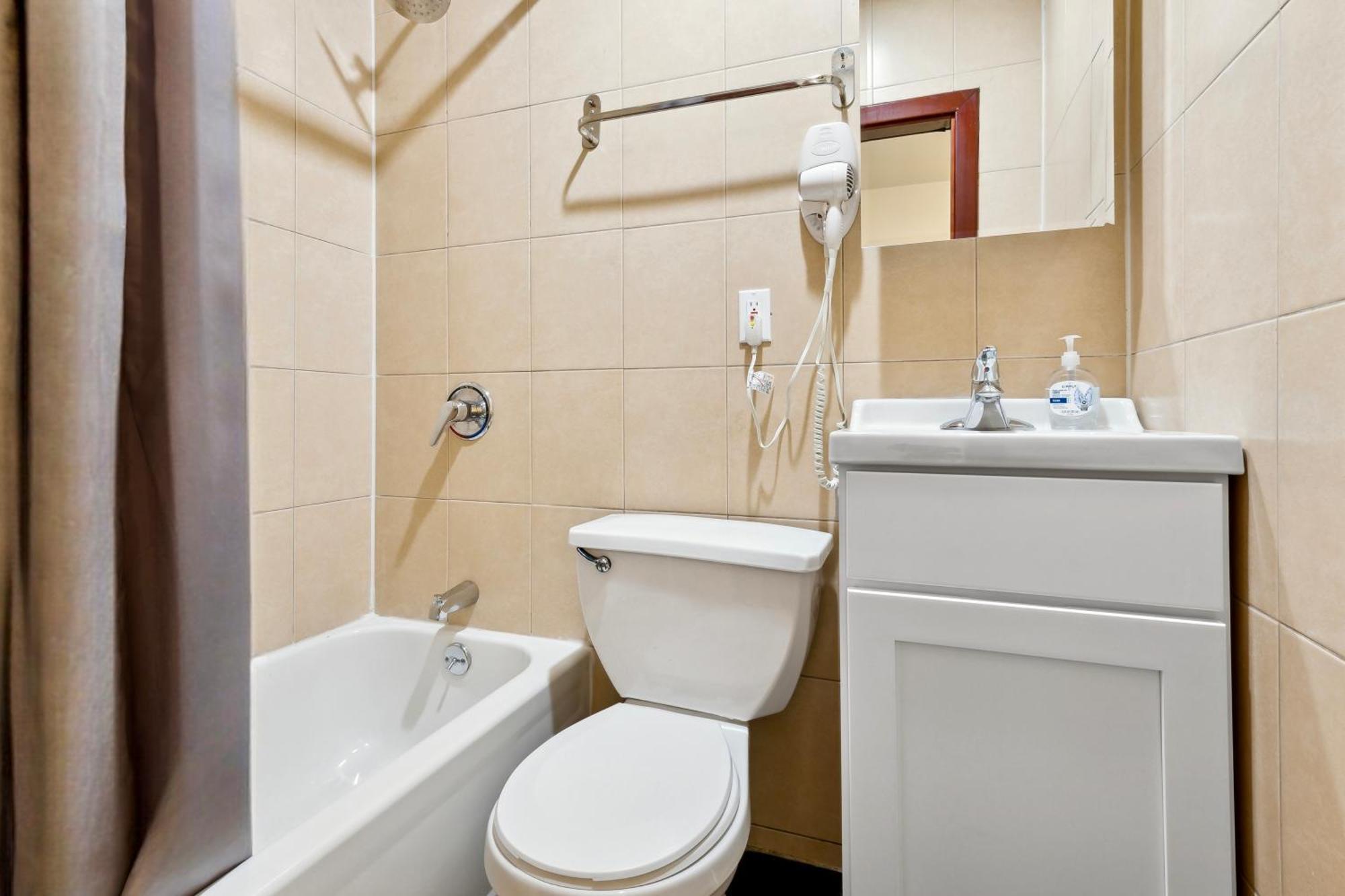 Apartamento 2 Bd Central Apt Next To Diamond District Nova York