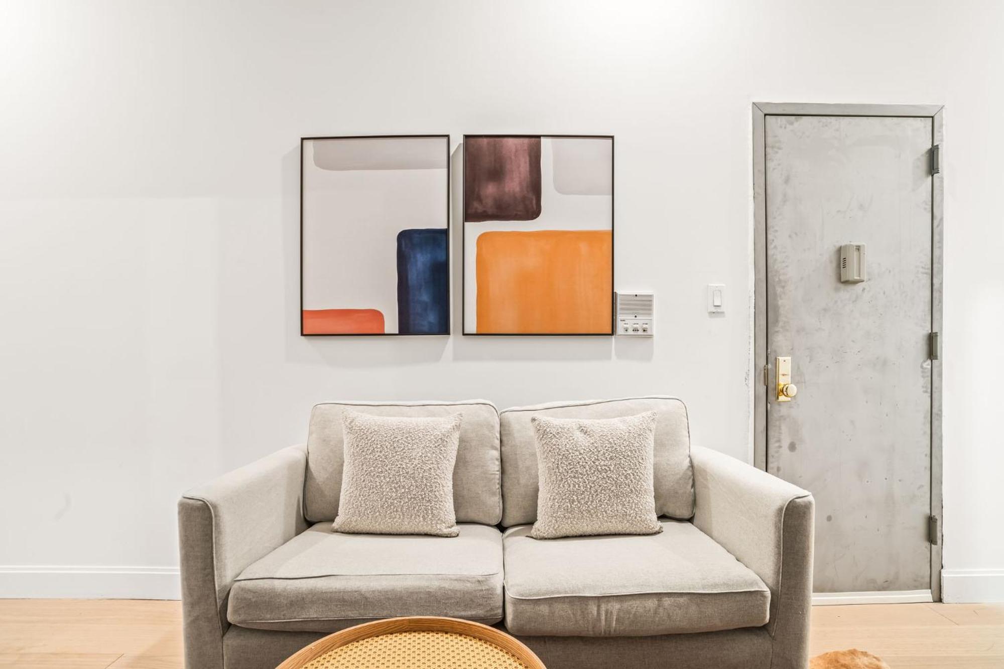 Relaxing 3br 1bath Apartment *