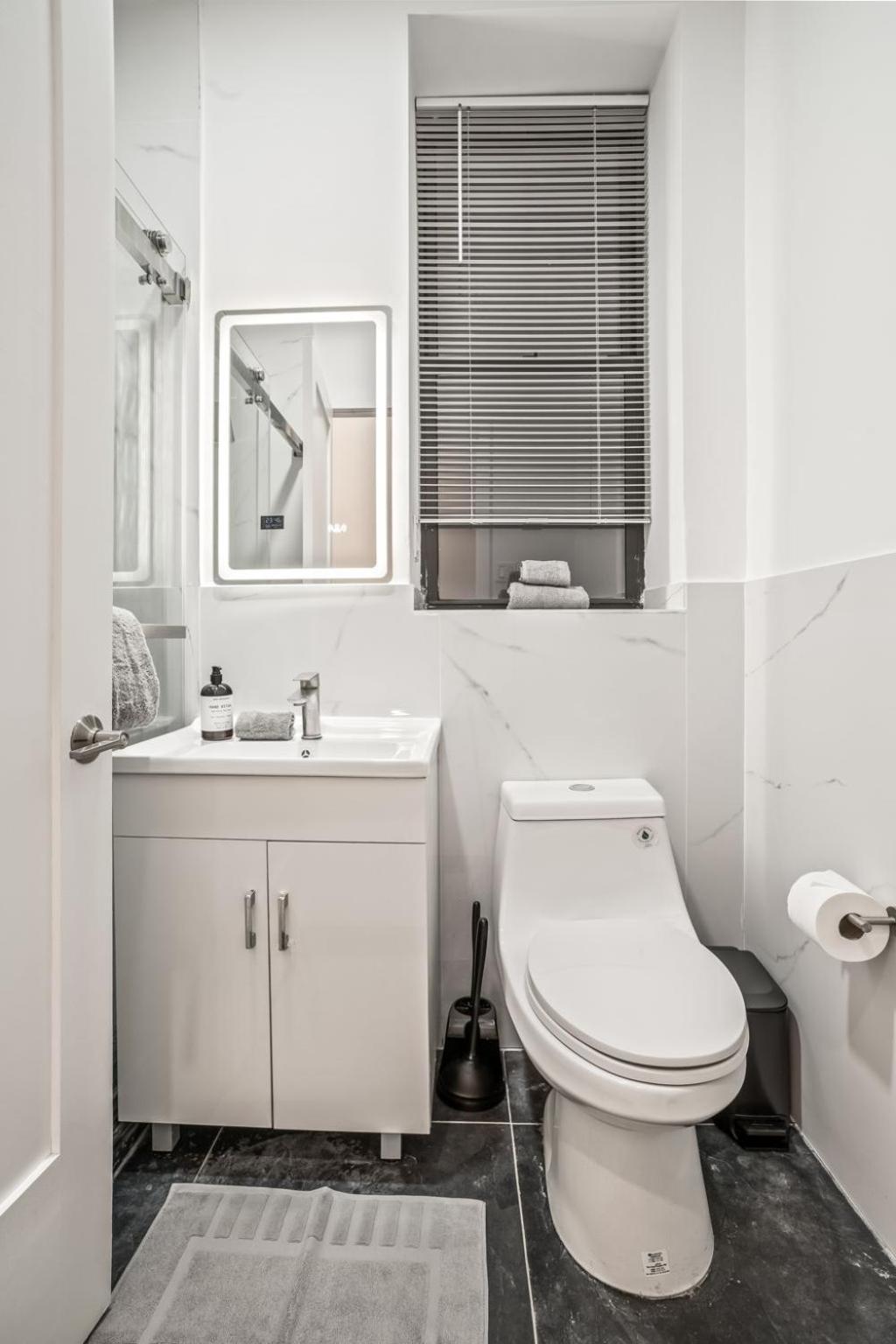 Relaxing 3br 1bath * New York