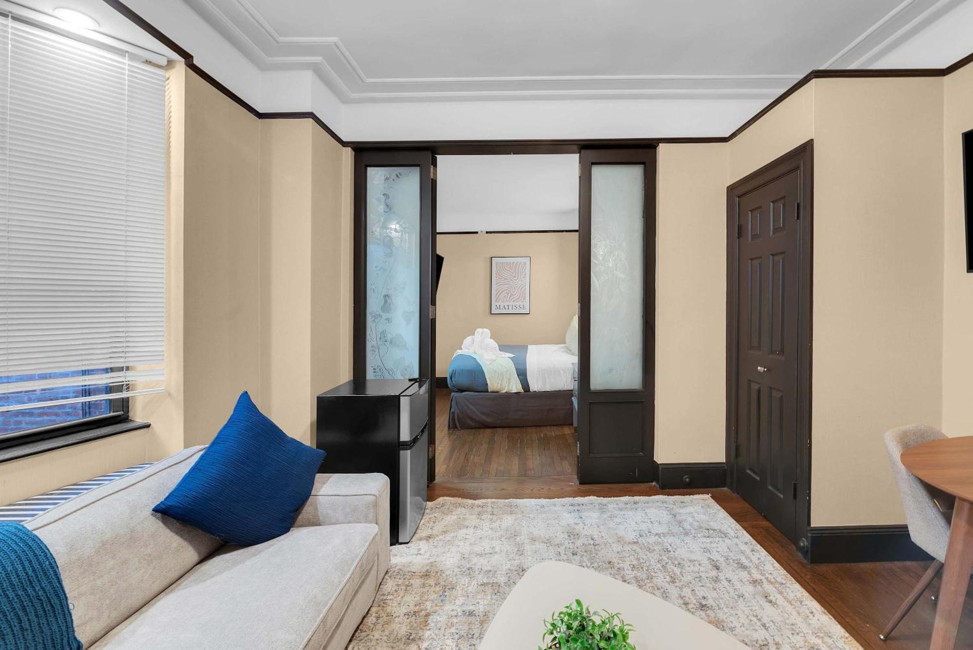 Căn hộ Stunning In The Heart Of Gym New York
