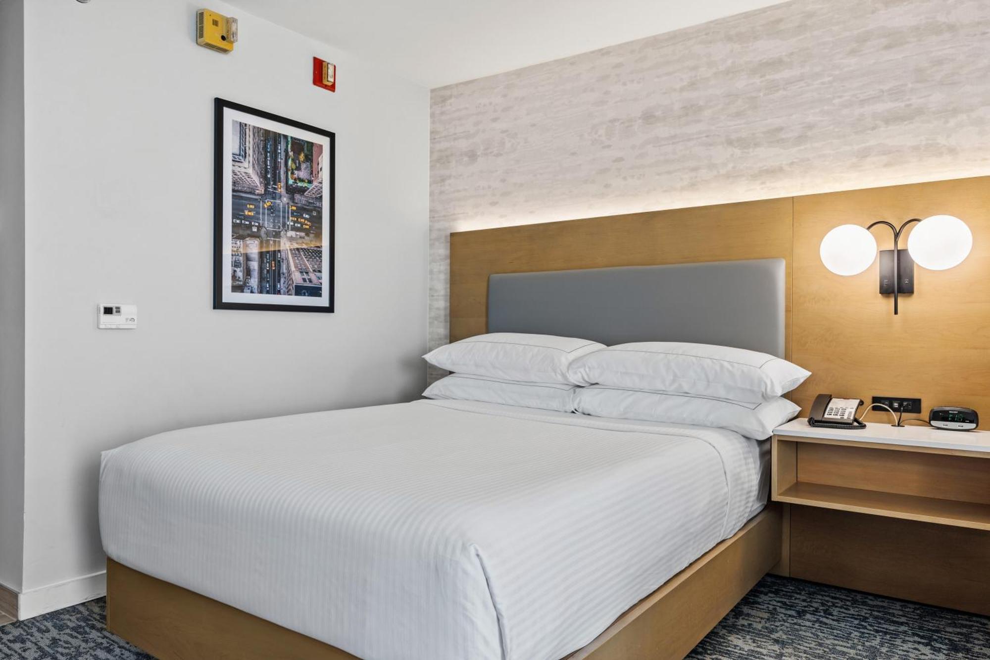 Doubletree By Hilton Jfk Airport Khách sạn