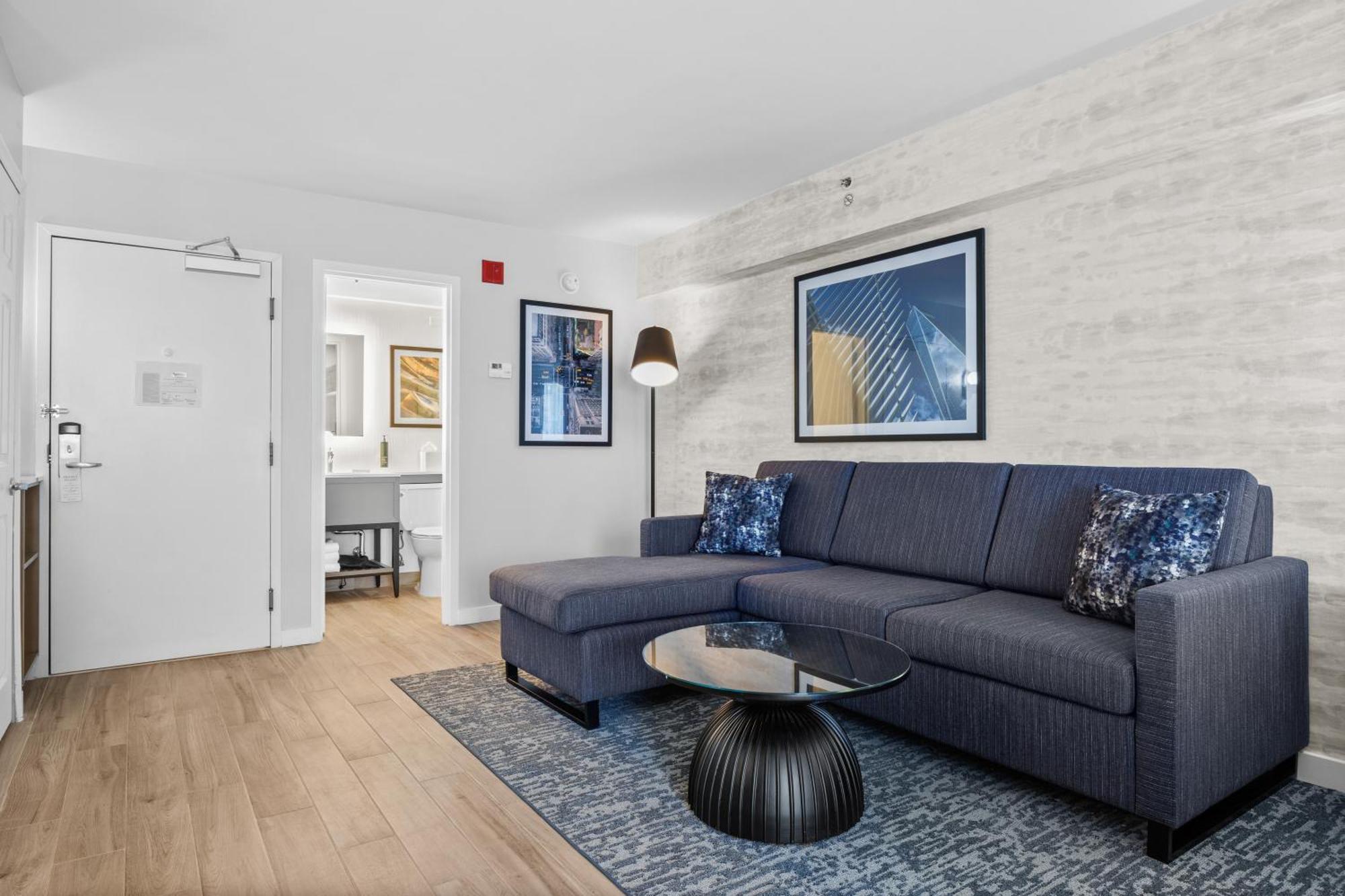 Doubletree By Hilton Jfk Airport Khách sạn