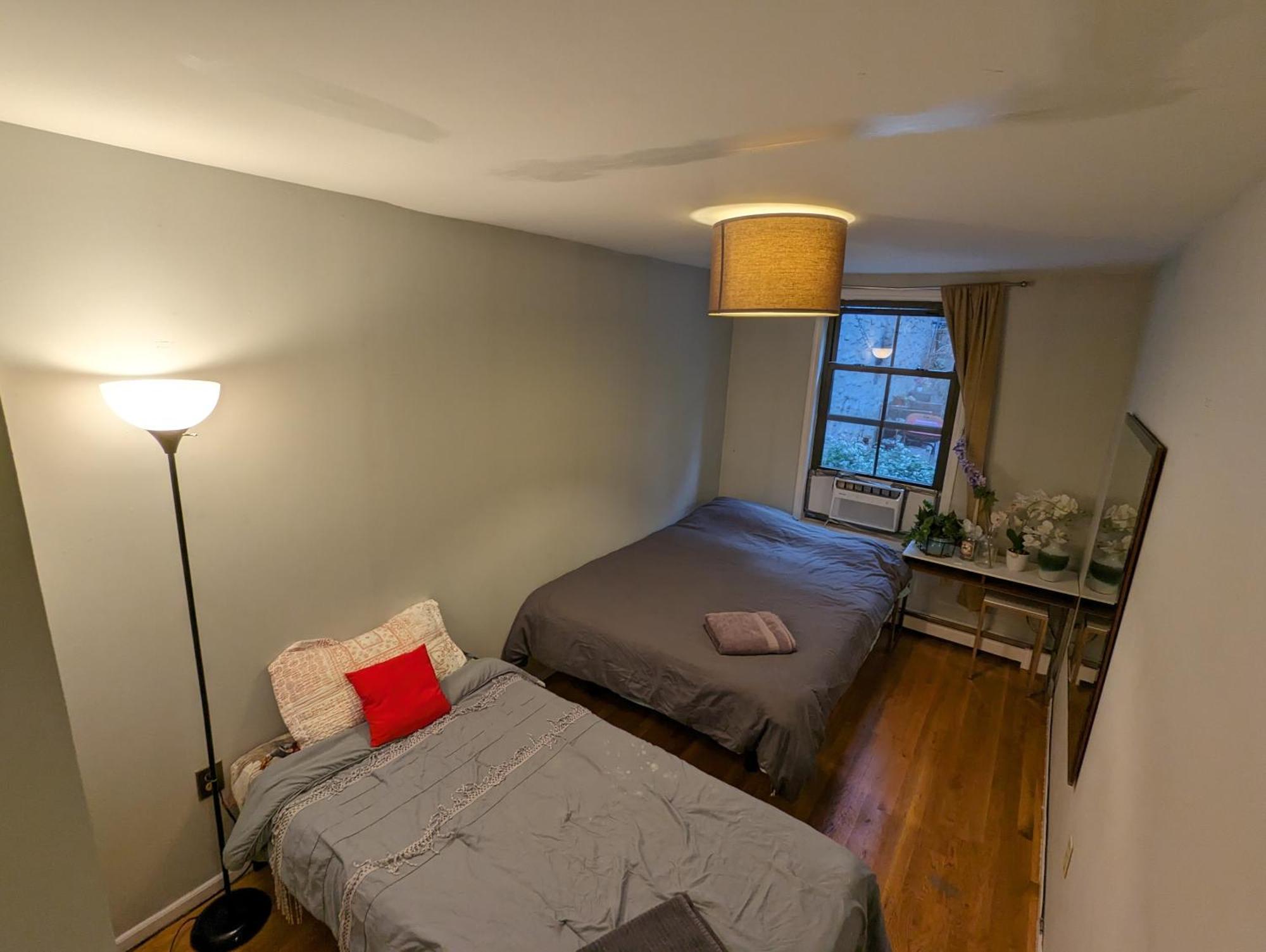 Ở trọ Friendly In Williamsburg New York