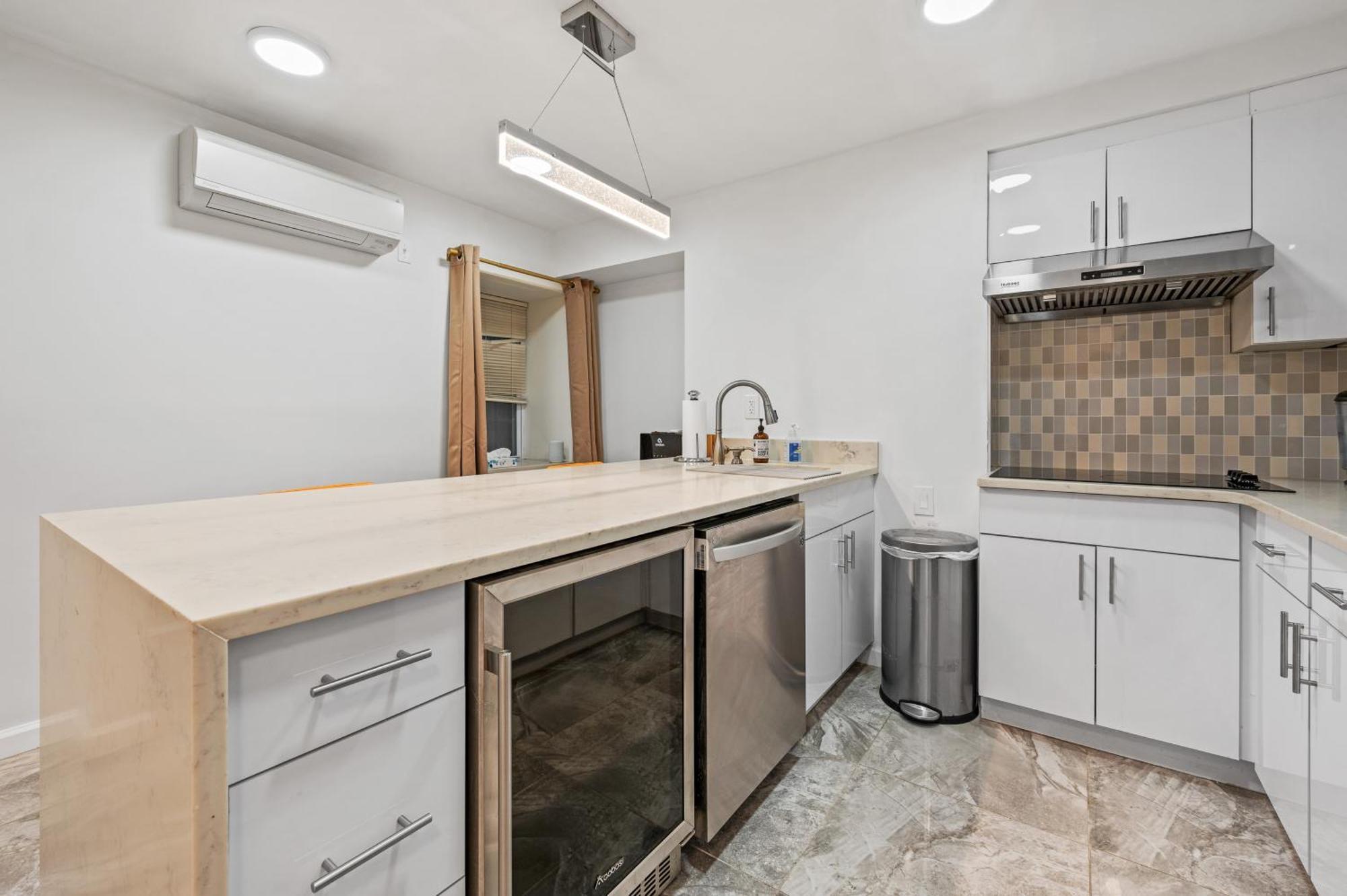 Khách sạn Upper East Side Luxury 3br 2b 1700 Square Feet