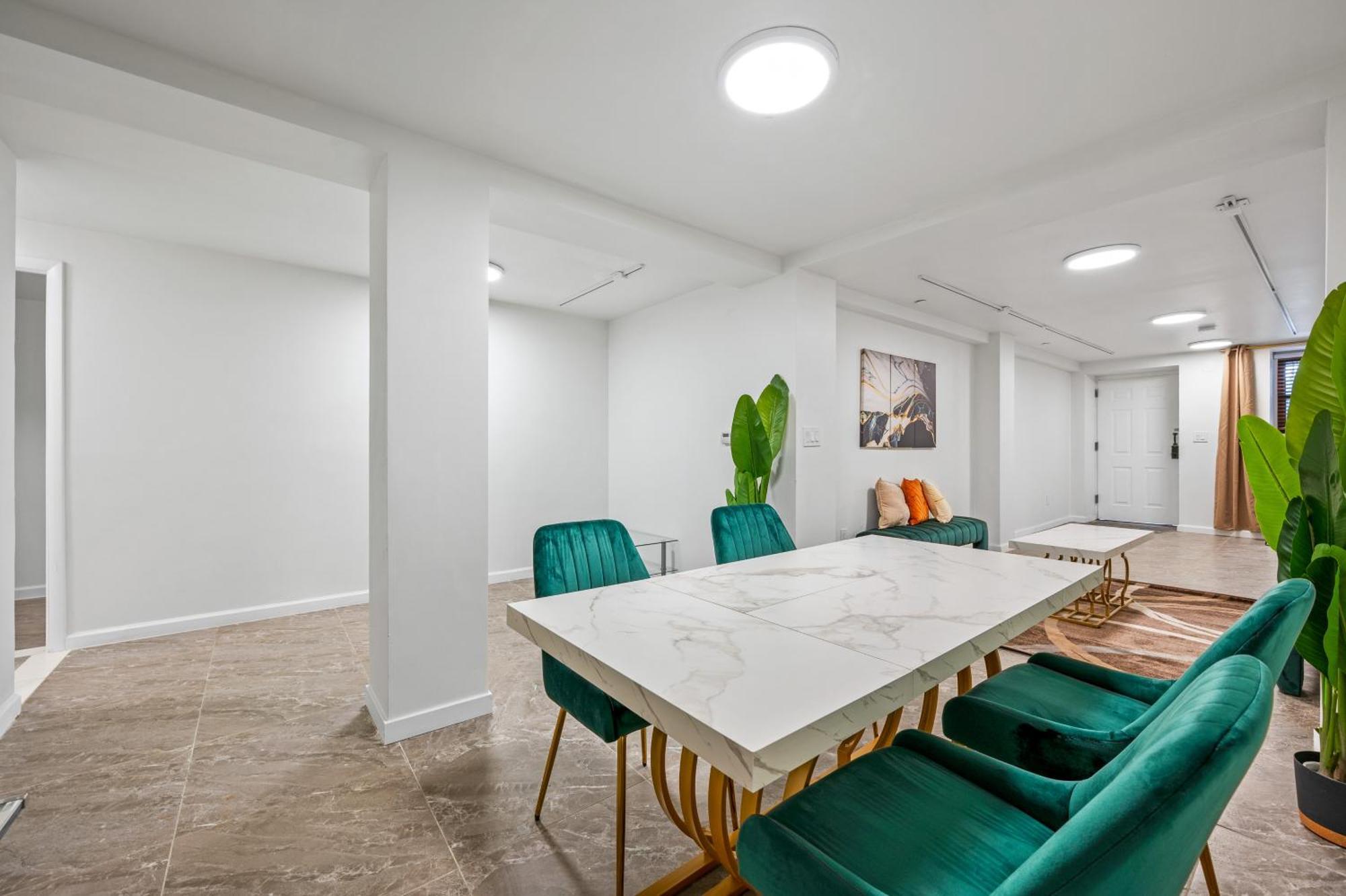 Upper East Side Luxury 3br 2b 1700 Square Feet Khách sạn New York